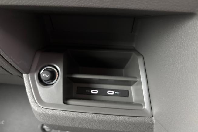 VOLKSWAGEN Crafter Photo 28