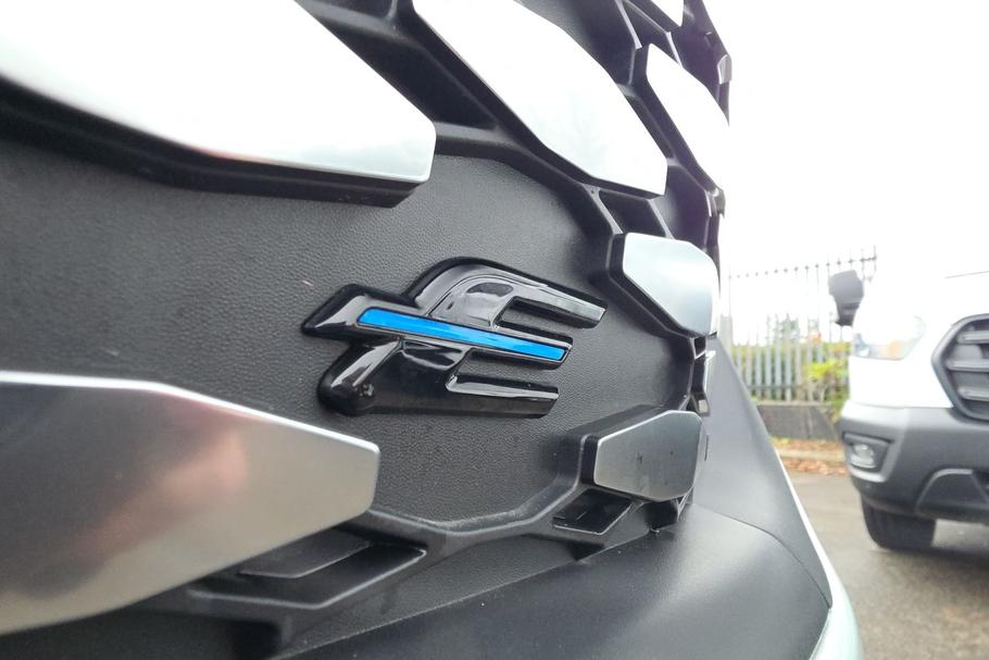 Used Ford E-TRANSIT COURIER WV75XLL 23