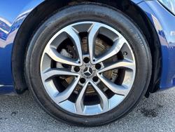 MERCEDES-BENZ C Class Photo 5