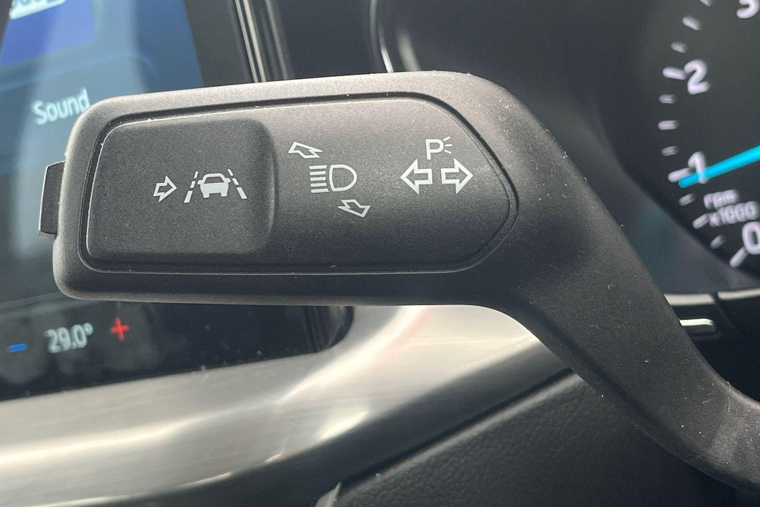 Ford Focus Photo 13