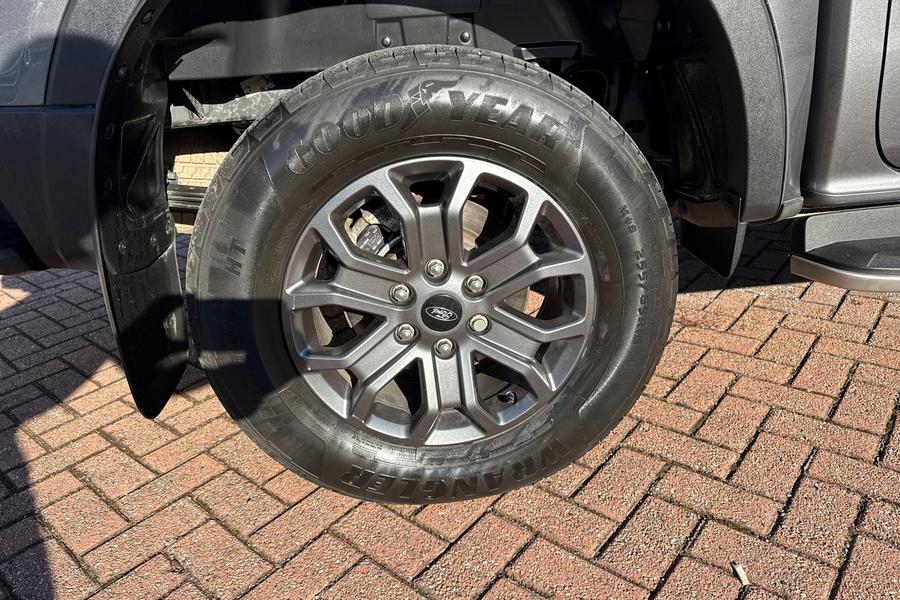 Ford RANGER Photo autoimg-c5fdccc7d8b91450d1815ae50c4bf7bebd72c918.jpg