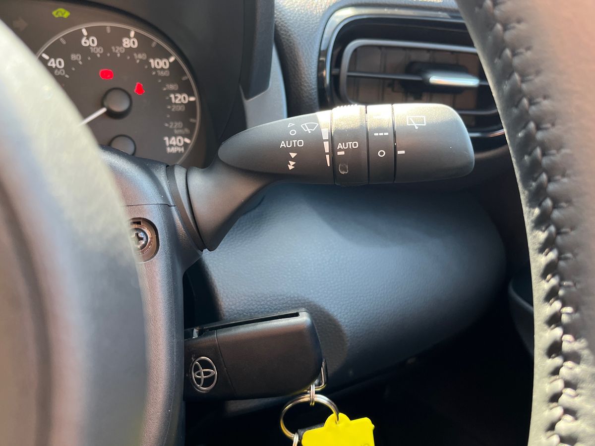 Toyota Yaris Photo 39