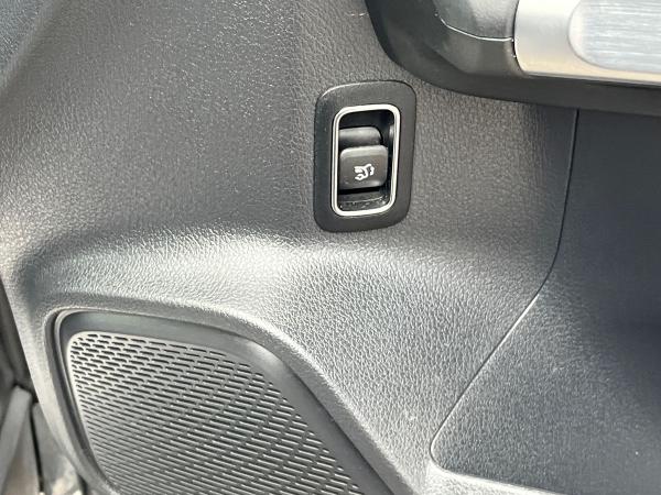 Mercedes-Benz EQB Photo autoimg-c60612853c0d2aac50e0f38b651e0ca0d4ca0eb8.jpg