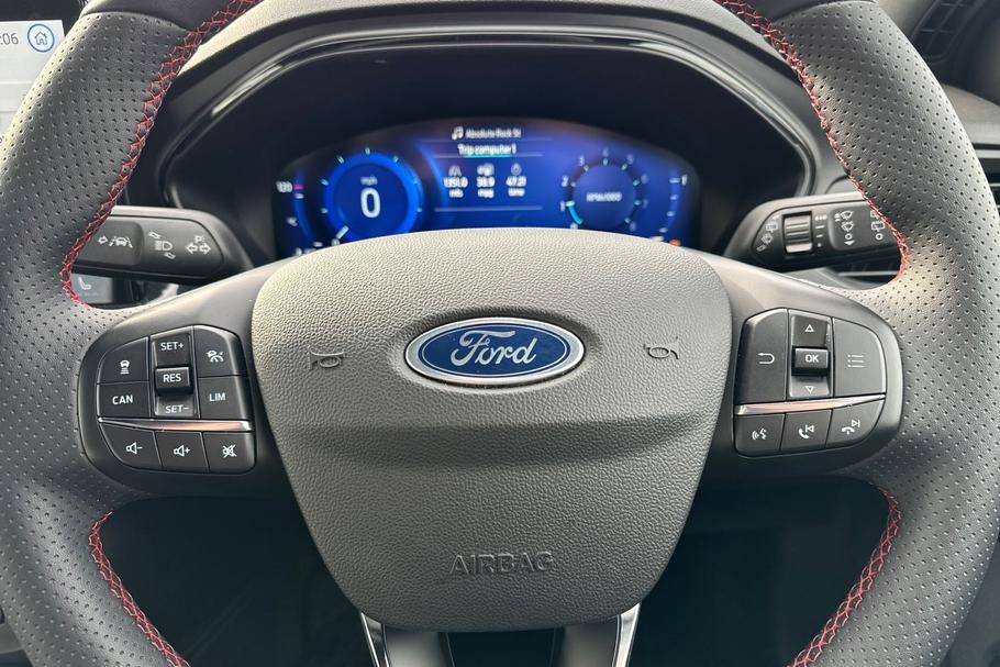 Used Ford FOCUS 12