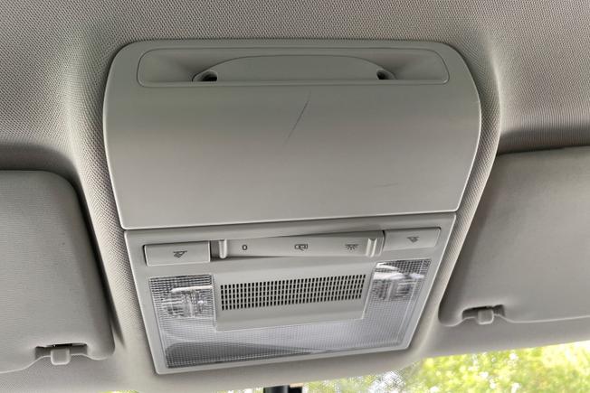 VOLKSWAGEN Polo Photo 30