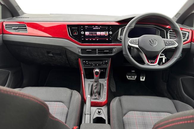VOLKSWAGEN Polo Photo 10