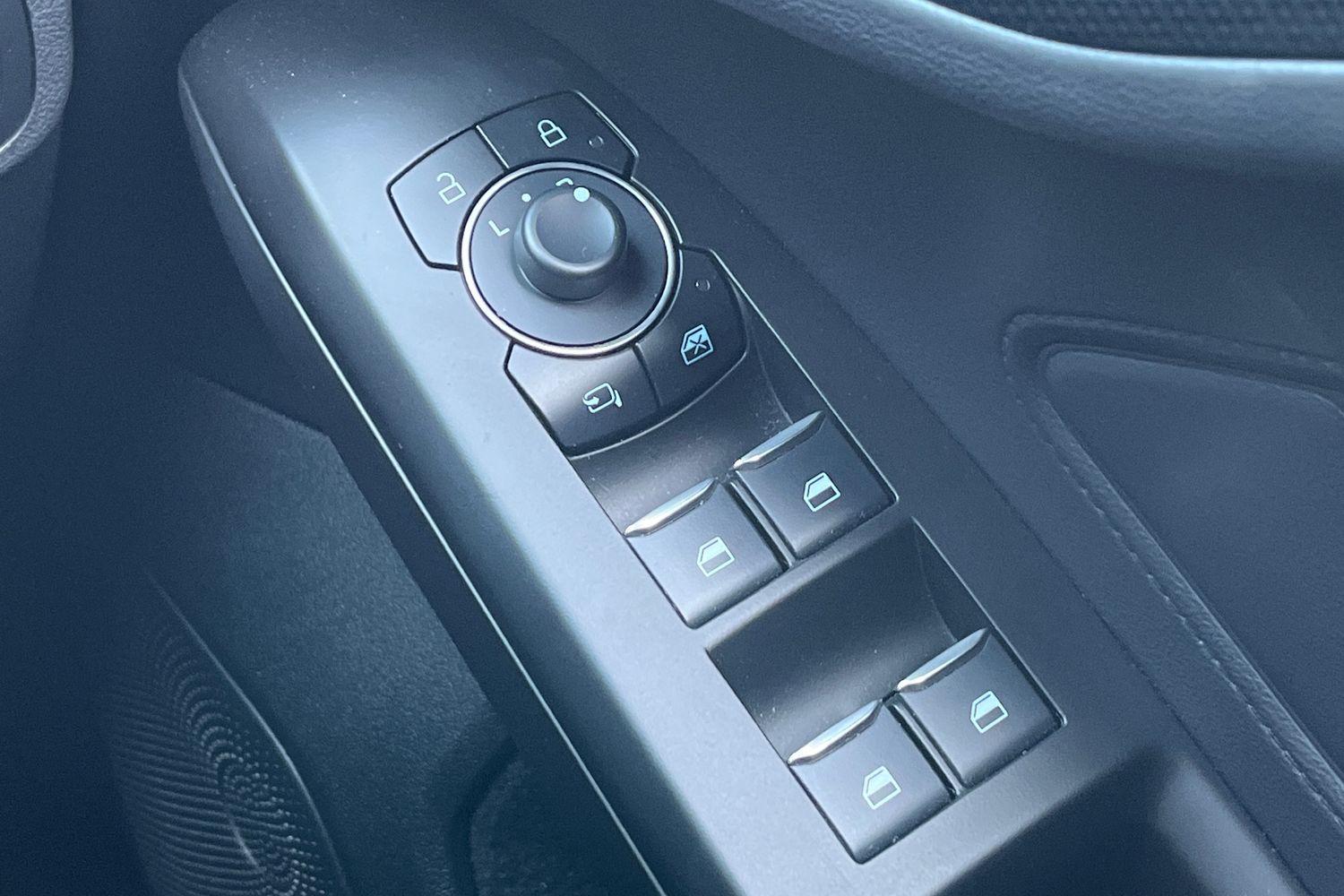 Ford Focus Photo 15