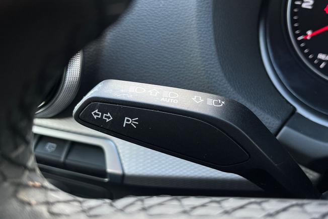 Audi Q2 Photo 33