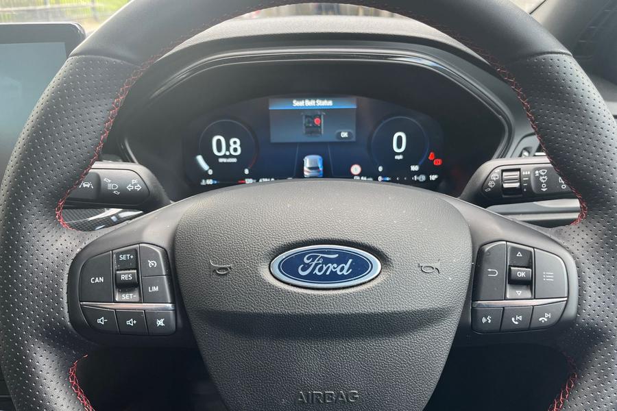 Ford Focus Photo autoimg-c611e362672f944063f3c4bbee1ea759eb48e452.jpg