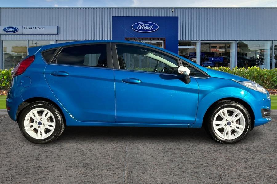Ford FIESTA Photo autoimg-c612ebca9fd4d1d81cb77f645c50d673e7540d86.jpg