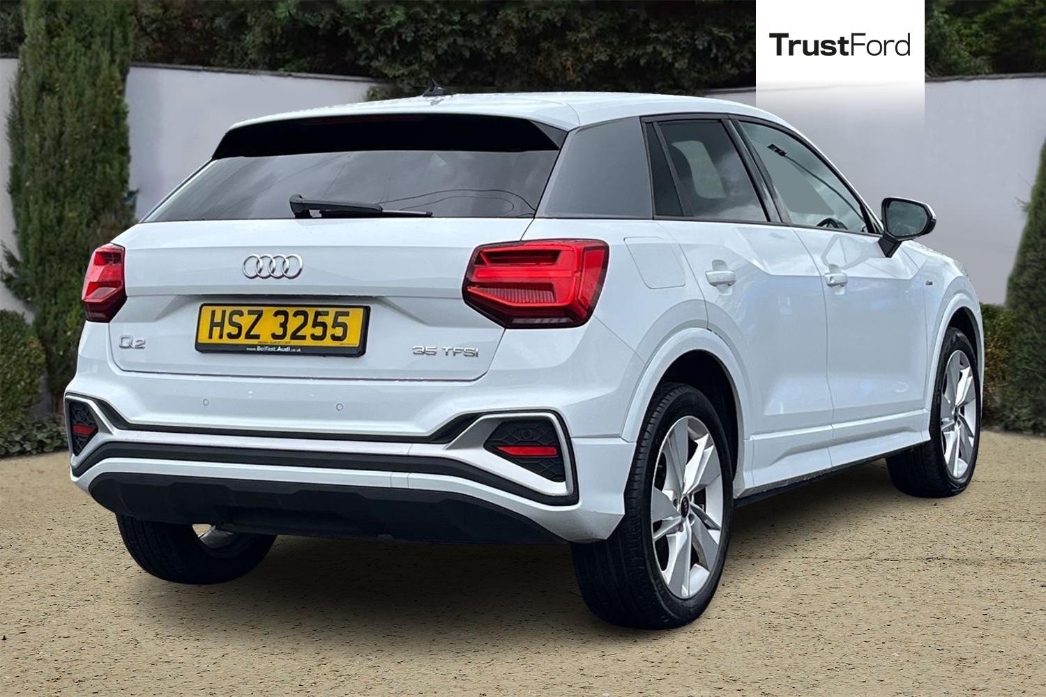 Audi Q2 Photo 3