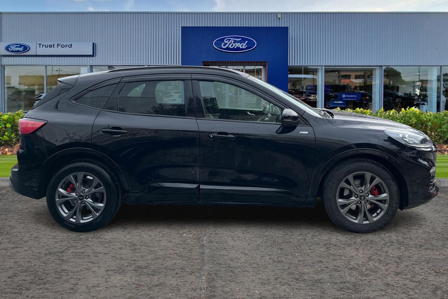 Ford KUGA Photo 2