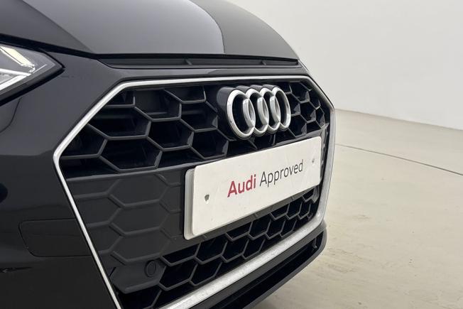 AUDI A4 Avant Photo 31