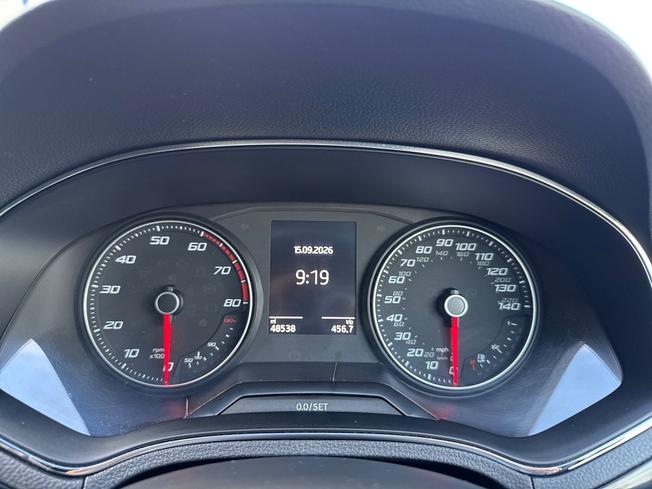 SEAT Ibiza Photo 15