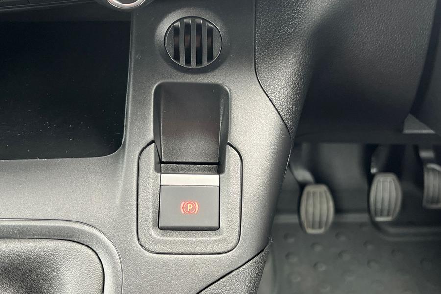 Citroen BERLINGO Photo autoimg-c617f8d02cf23bede770773486ad058f9cfc5071.jpg