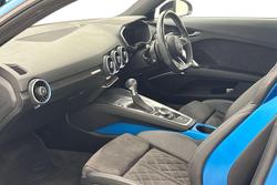 Audi TT Photo 2