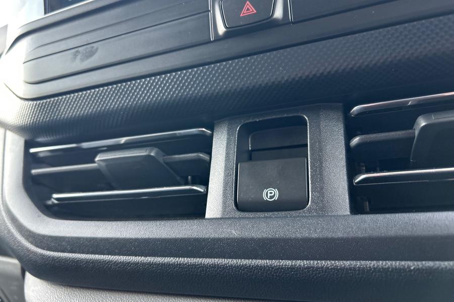 Ford Transit Custom Photo autoimg-c619e6046ab1b2dc41874f677f04017e443cdd17.jpg