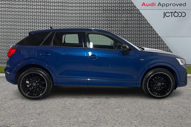 AUDI Q2 Photo 4