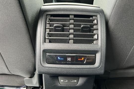 Volkswagen Golf Photo autoimg-c61b70b0a04676cc6682189eb9d043c636e80999.jpg