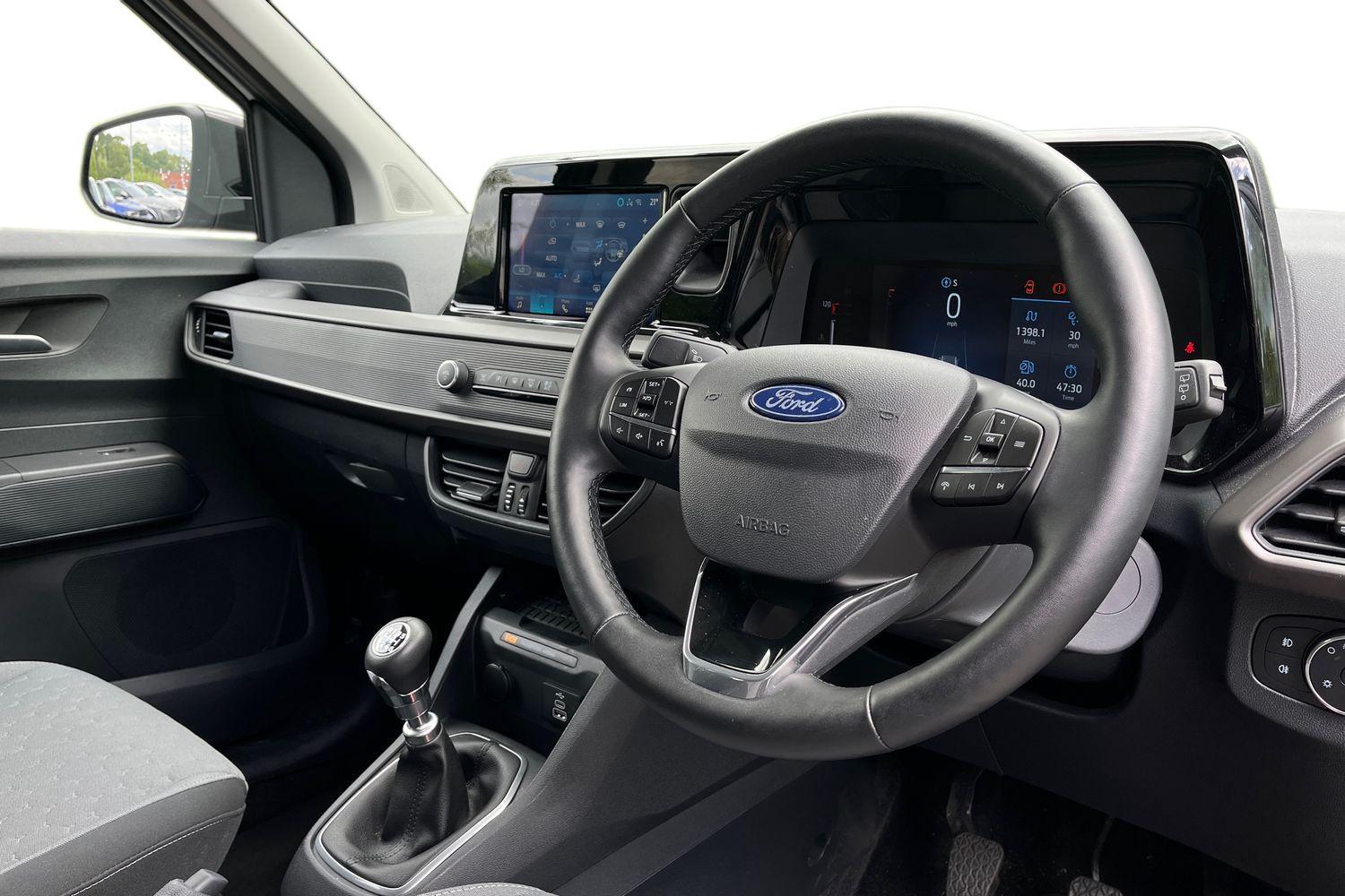 Ford Tourneo Courier Photo 8