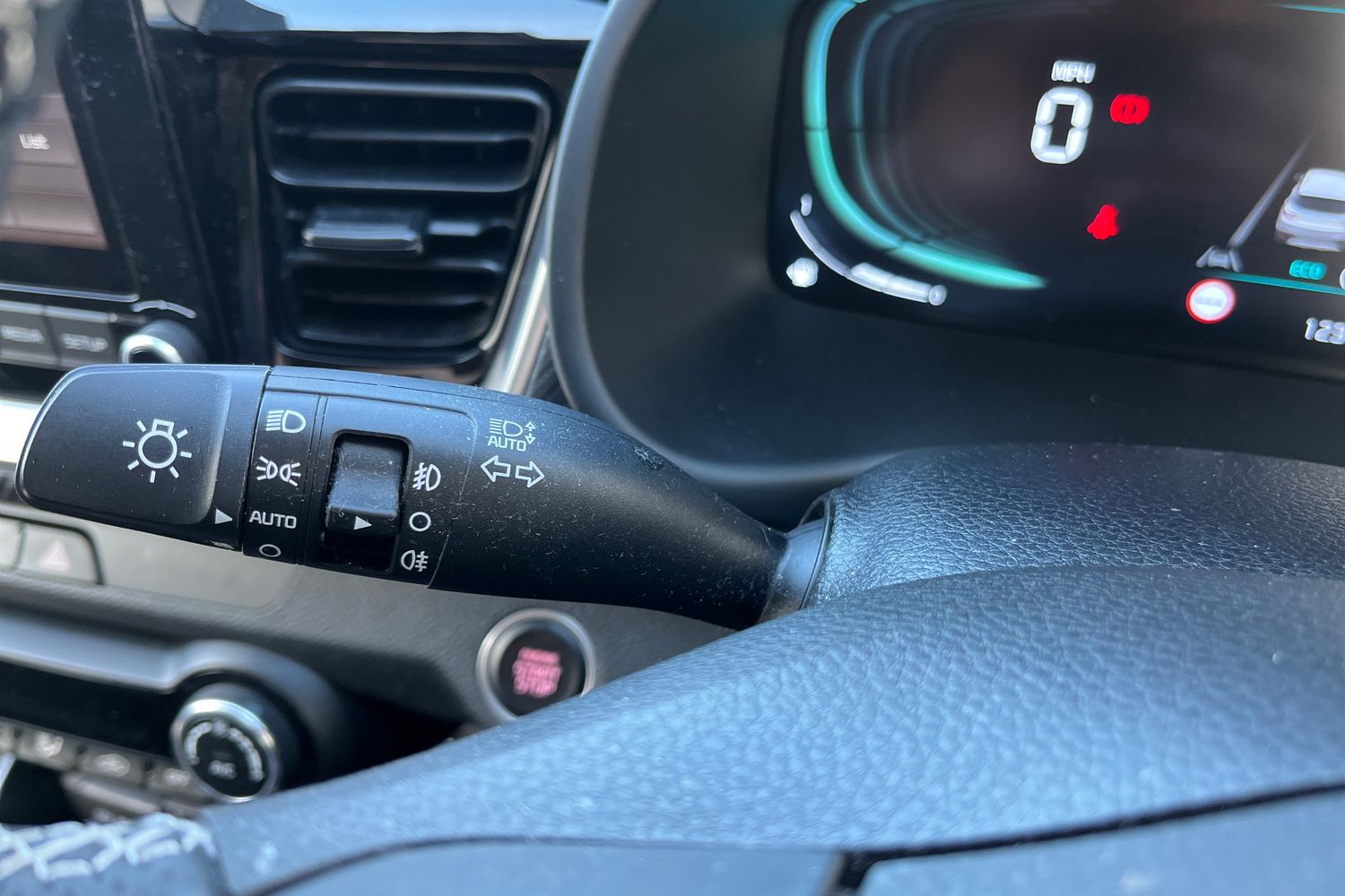 Kia STONIC Photo 13