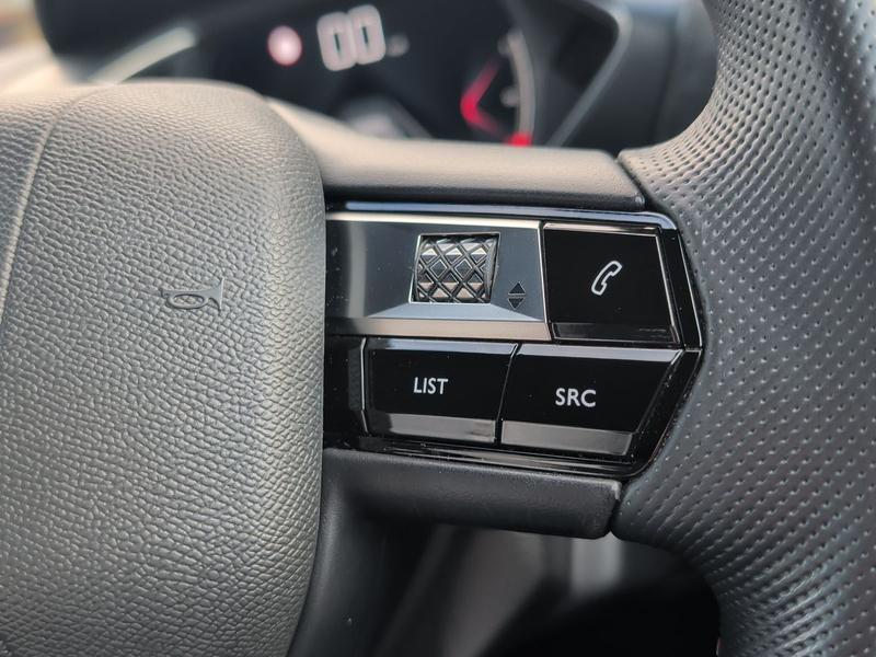 Used DS Automobiles DS 3 CROSSBACK KV70OLA 38