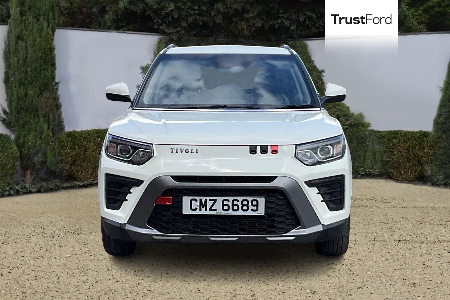 SsangYong TIVOLI Photo 5