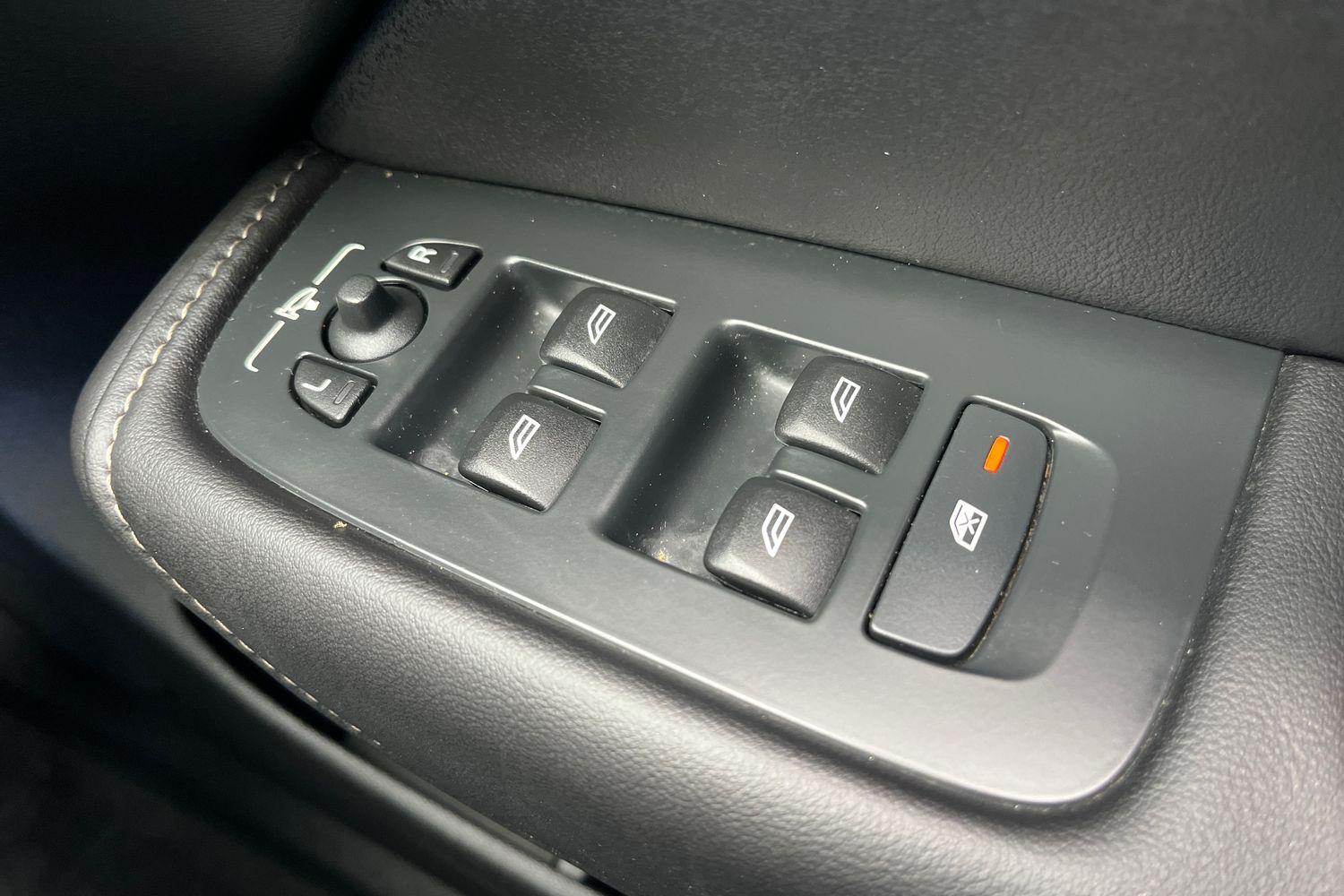 Volvo XC60 Photo 15