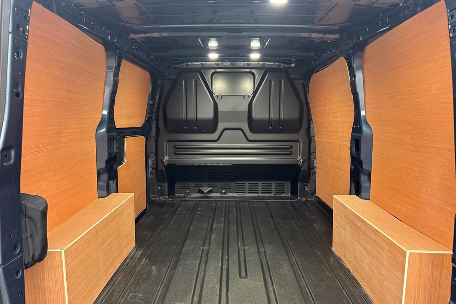 Used Ford TRANSIT CUSTOM 8