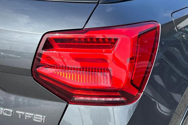 Audi Q2 Photo 18