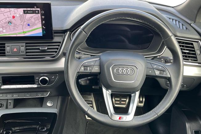 AUDI Q5 Photo 11