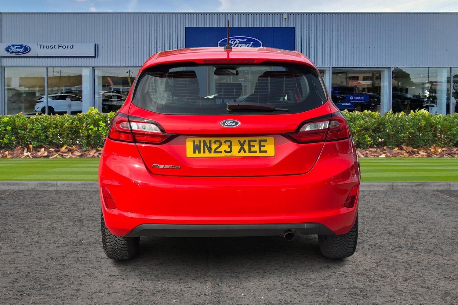 Ford FIESTA Photo 6