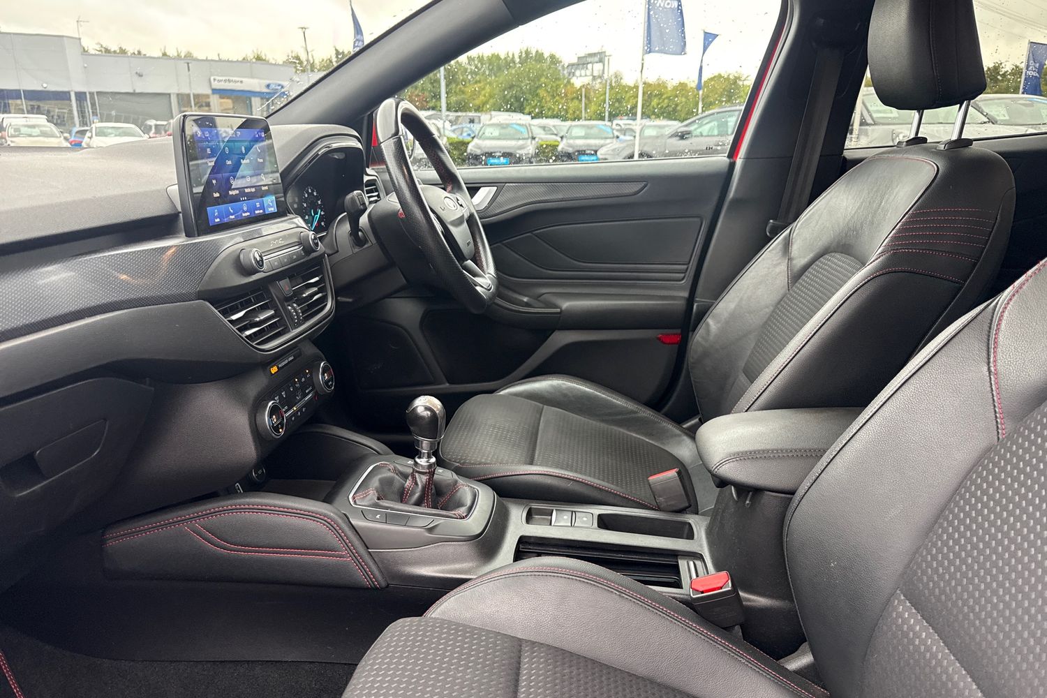Ford Focus Photo 18