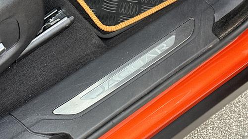 Jaguar F-PACE Photo autoimg-c6396edde96d0187460374ebb3c25f53dd7e18e1.jpg