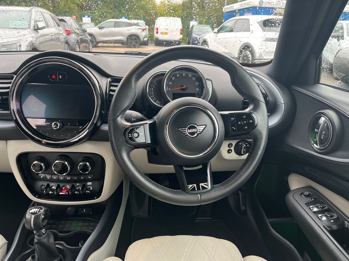 MINI Clubman Photo 12