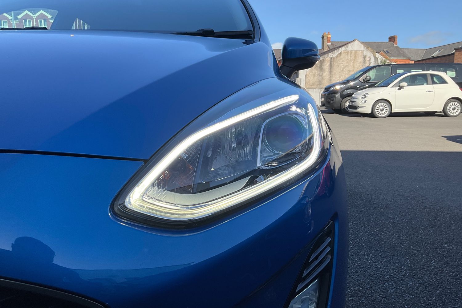 Ford FIESTA Photo 37