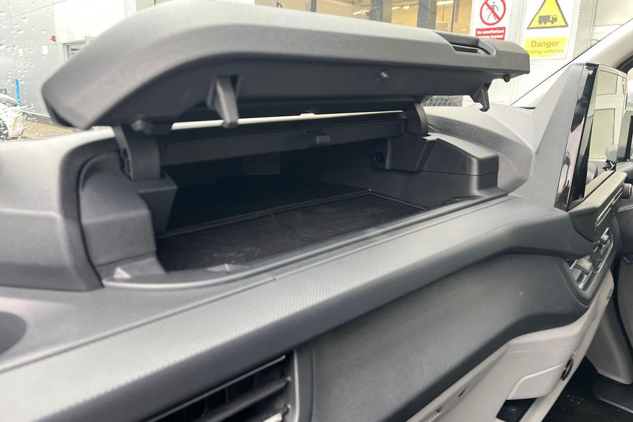 Used Ford TRANSIT CUSTOM WO25USX 36