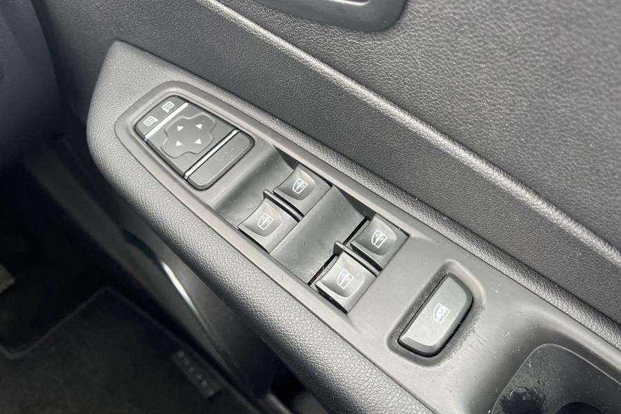 Renault CAPTUR Photo autoimg-c63e1206c0926556e8893fe63ffcc3657749124f.jpg