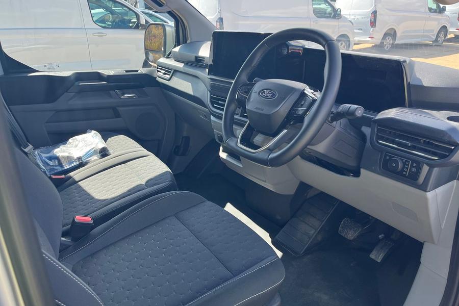 Ford TRANSIT CUSTOM Photo autoimg-c6404a7292a4919d8f5b43e0b83acf5574f039ab.jpg