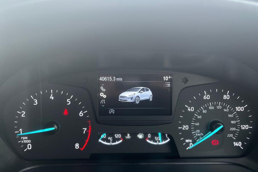 Ford FIESTA Photo autoimg-c640de4801cf09d74b6076cc561c517cbc04e19b.jpg