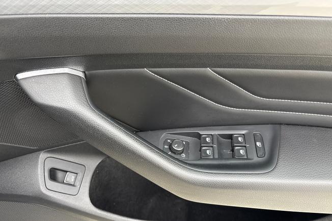 Volkswagen Passat Photo 28