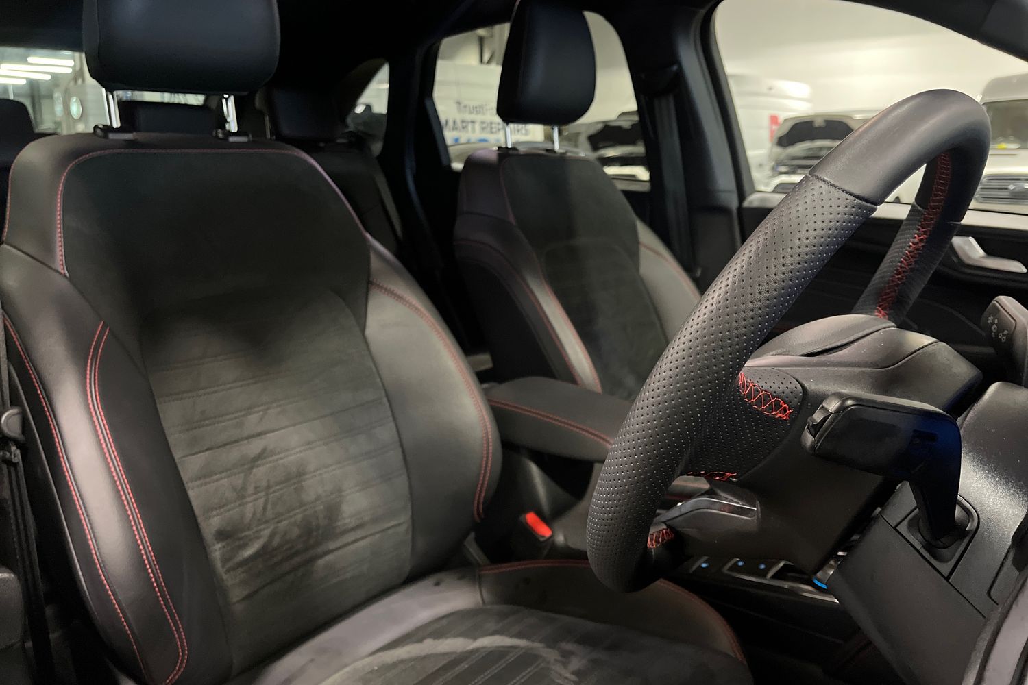 Ford KUGA Photo 16