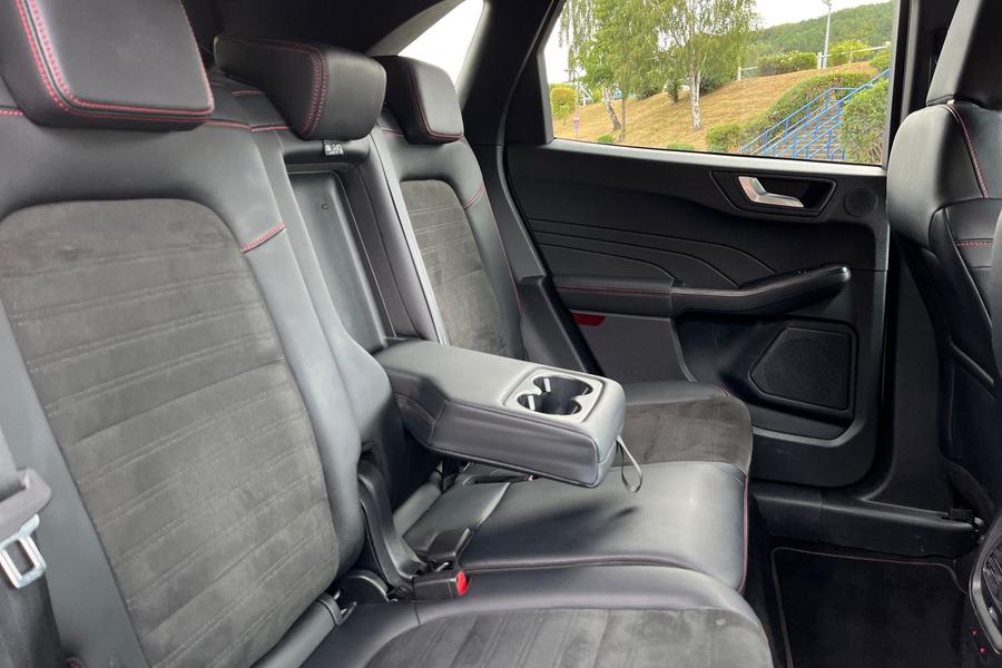 Ford KUGA Photo autoimg-c64572a7ab8b25f5b6ad179ab3a3b1a551faaead.jpg