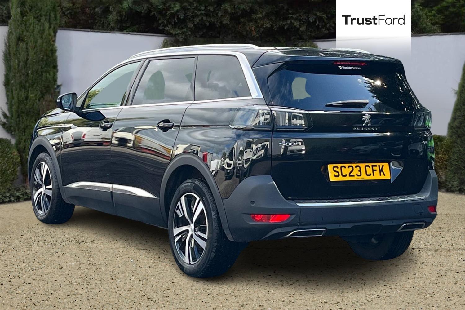 Peugeot 5008 Photo 1