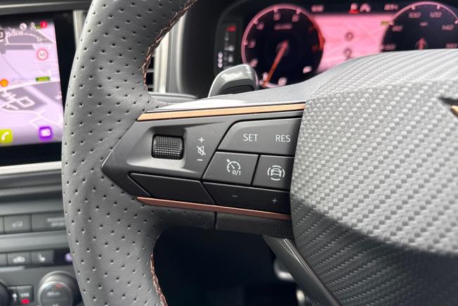 CUPRA Ateca Photo 16