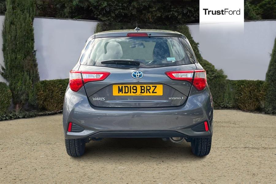 Toyota Yaris Photo autoimg-c65bd8ae18f3d4d7eab9e1e6781ab61164515f03.jpg