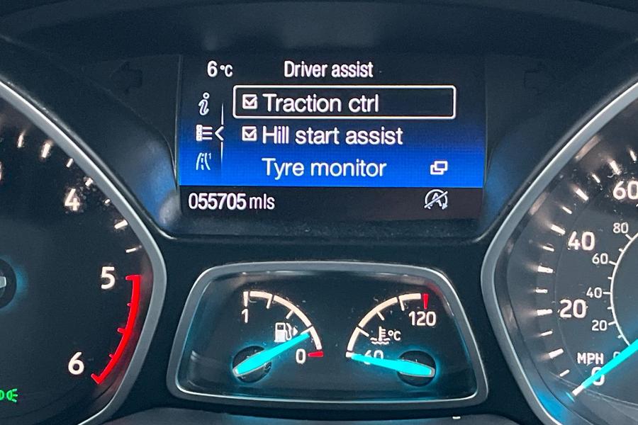 Ford KUGA Photo autoimg-c66150c4c29383d5f7fb6bf727b6633f17abb861.jpg