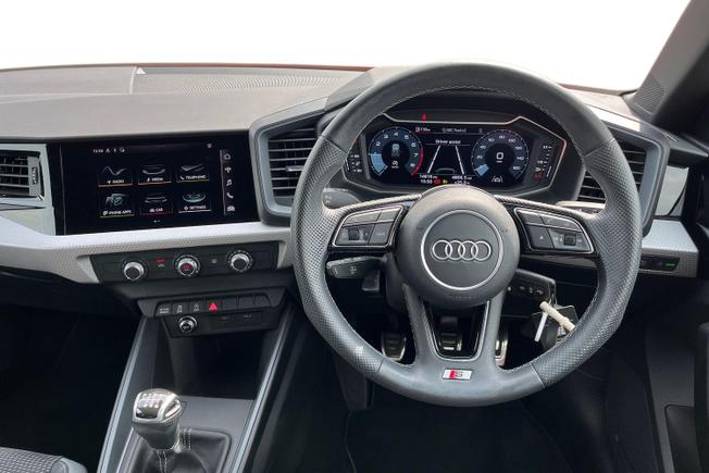 AUDI A1 Photo 11