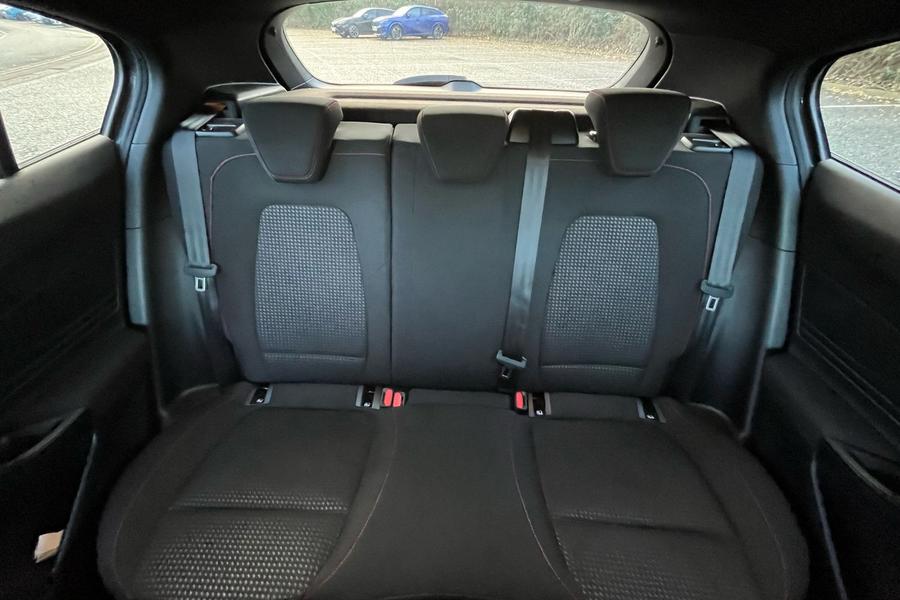 Ford FOCUS Photo autoimg-c664498dba6a59dc651b0d5f74543e84401ad447.jpg