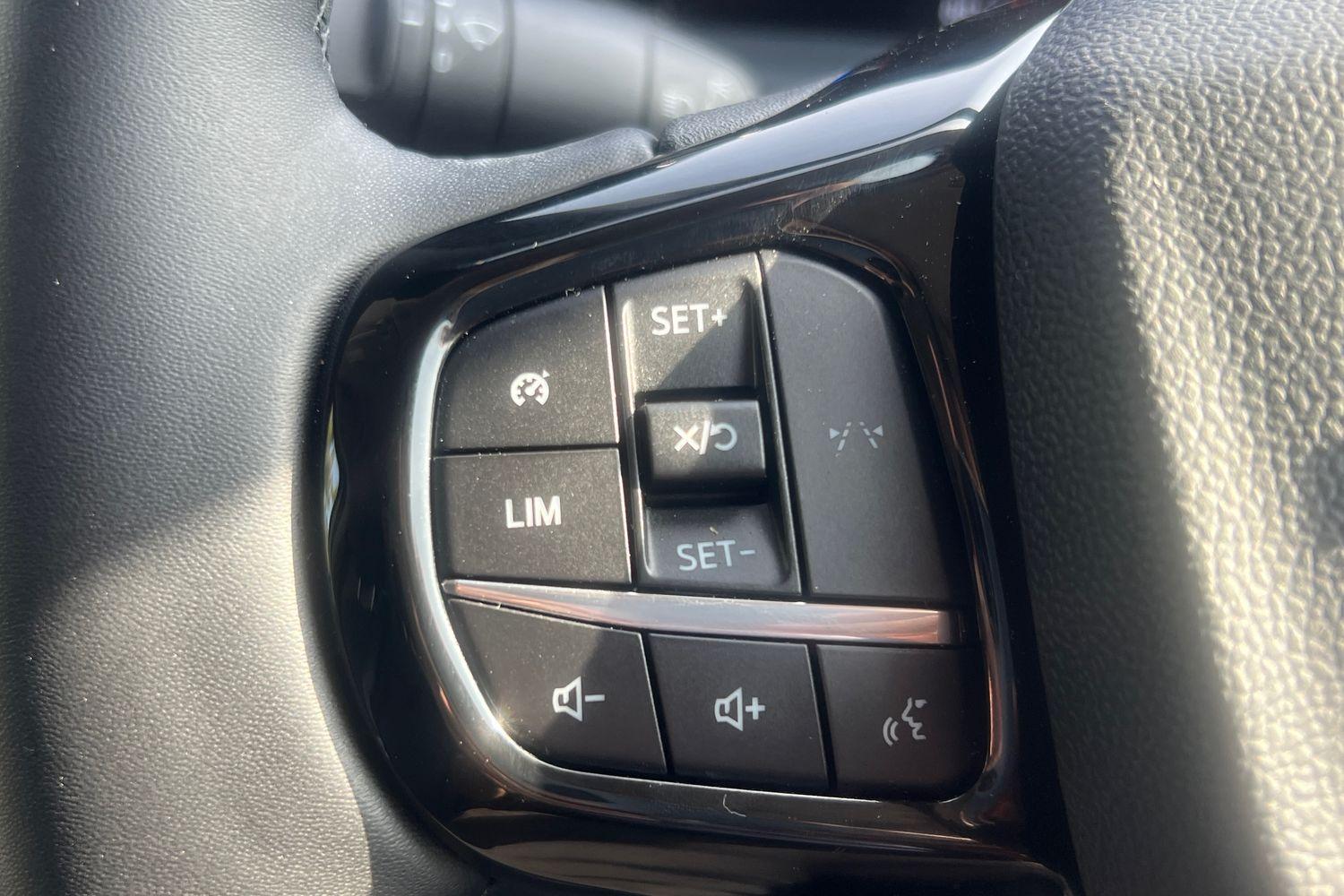 Ford E-TRANSIT CUSTOM Photo 39
